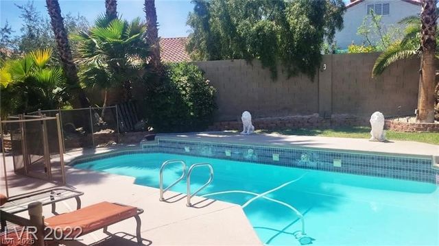 3301 Beach Port Drive, Las Vegas, NV 89117