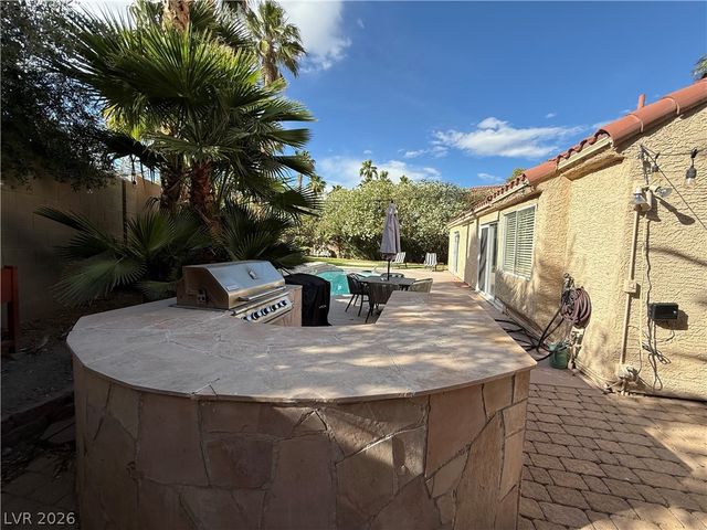 3301 Beach Port Drive, Las Vegas, NV 89117