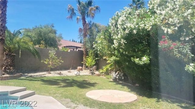 3301 Beach Port Drive, Las Vegas, NV 89117