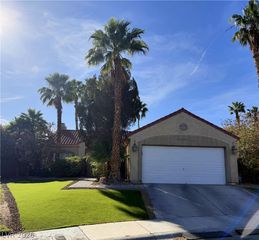 3301 Beach Port Drive, Las Vegas, NV 89117