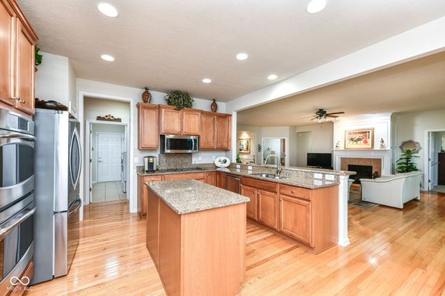 13016 Shiraz Lane, Fishers, IN 46037