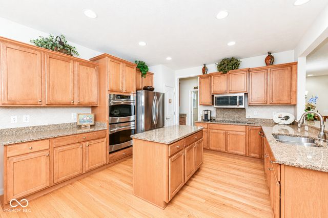 13016 Shiraz Lane, Fishers, IN 46037