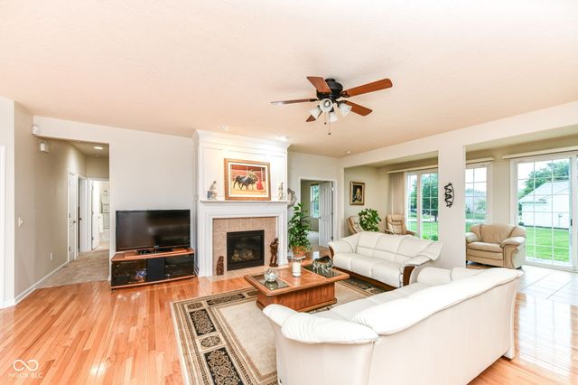 13016 Shiraz Lane, Fishers, IN 46037