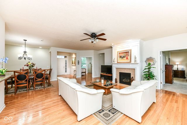 13016 Shiraz Lane, Fishers, IN 46037
