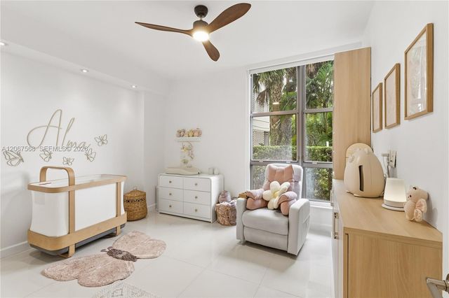 3500 Mystic Pointe Drive 104, Aventura, FL 33180