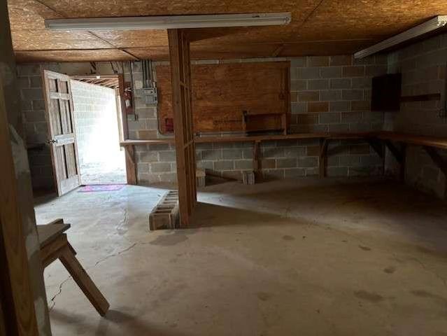 2215 Oak Hill Road, Covington, GA 30016