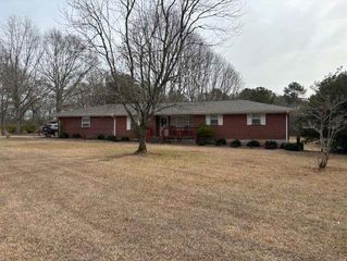 2215 Oak Hill Road, Covington, GA 30016