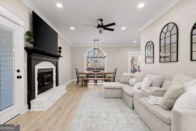 377 Westchester Way, Canton, GA 30115