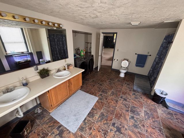 624 CHESTNUT ST, Lebanon, PA 17042