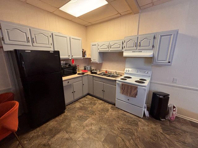 624 CHESTNUT ST, Lebanon, PA 17042