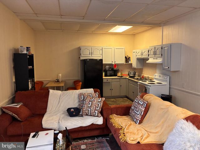 624 CHESTNUT ST, Lebanon, PA 17042