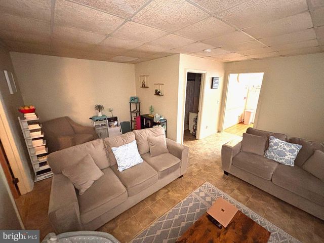 624 CHESTNUT ST, Lebanon, PA 17042