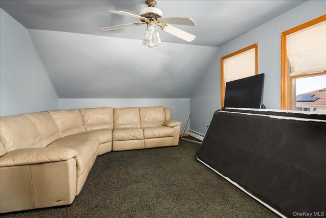1036 California Place N, Island Park, NY 11558