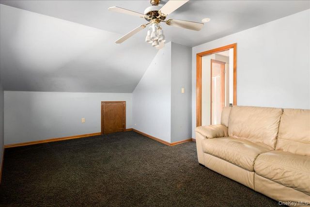 1036 California Place N, Island Park, NY 11558