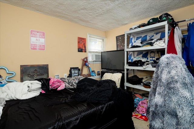 1036 California Place N, Island Park, NY 11558