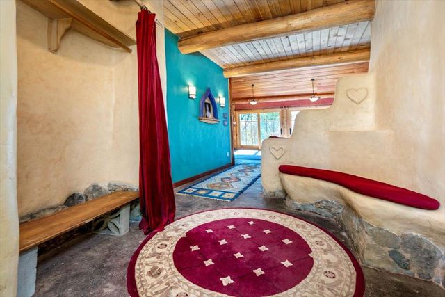 18085 Oak Tree Rd, Nevada City, CA 95959