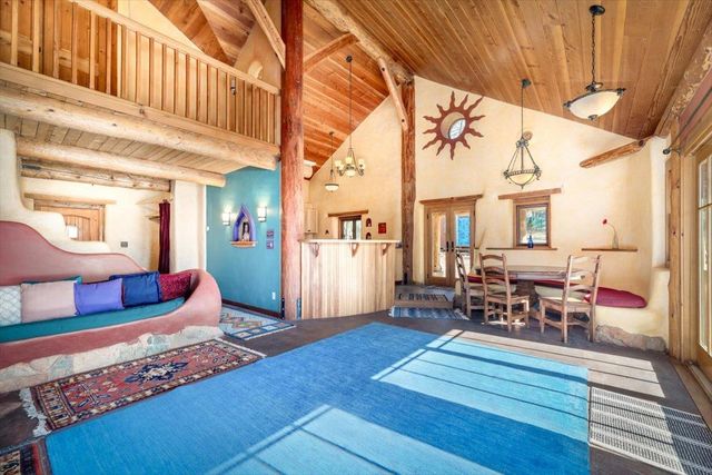 18085 Oak Tree Rd, Nevada City, CA 95959