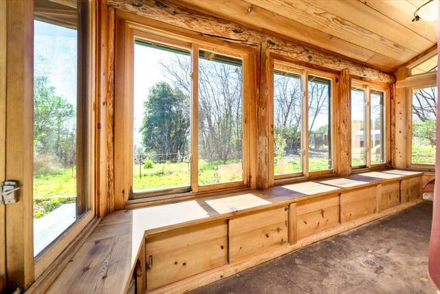 18085 Oak Tree Rd, Nevada City, CA 95959