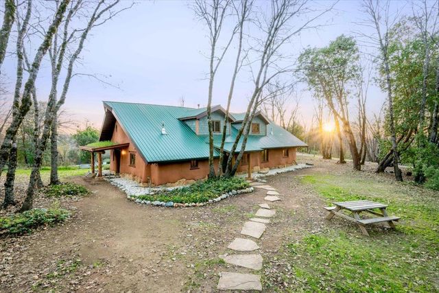 18085 Oak Tree Rd, Nevada City, CA 95959