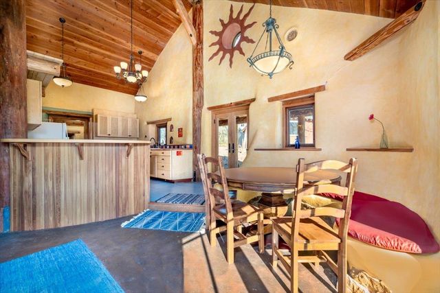 18085 Oak Tree Rd, Nevada City, CA 95959