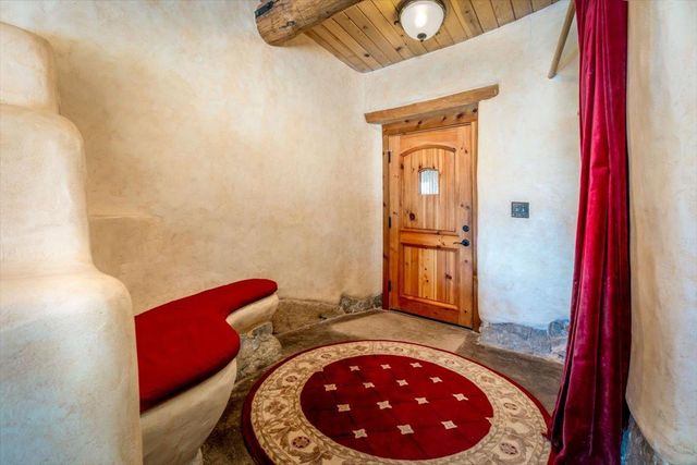 18085 Oak Tree Rd, Nevada City, CA 95959