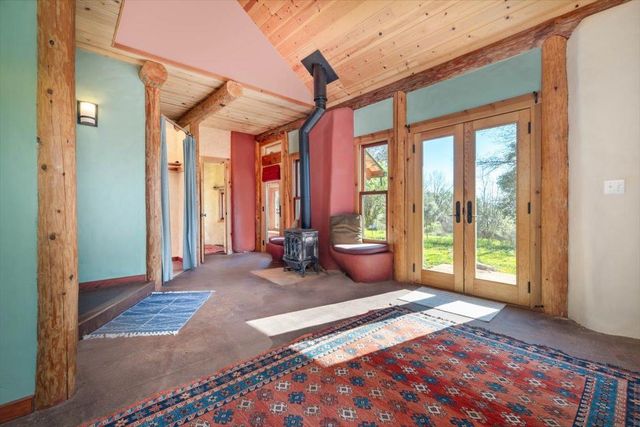 18085 Oak Tree Rd, Nevada City, CA 95959