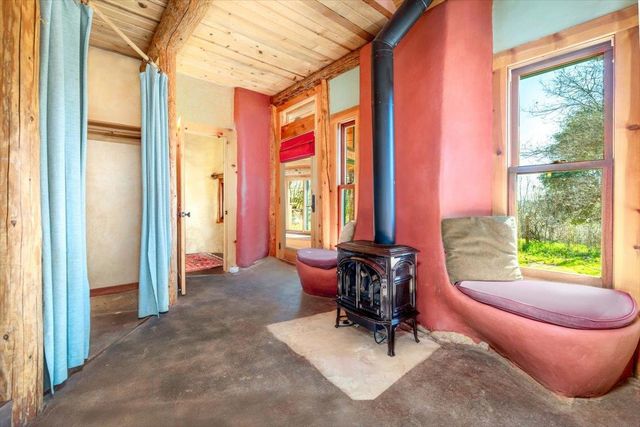 18085 Oak Tree Rd, Nevada City, CA 95959