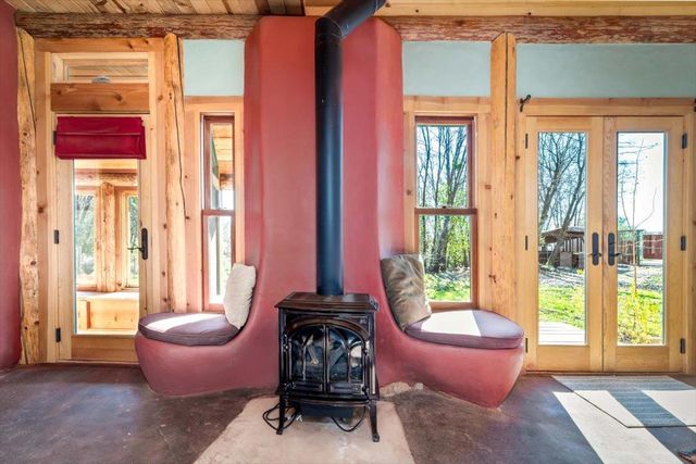 18085 Oak Tree Rd, Nevada City, CA 95959