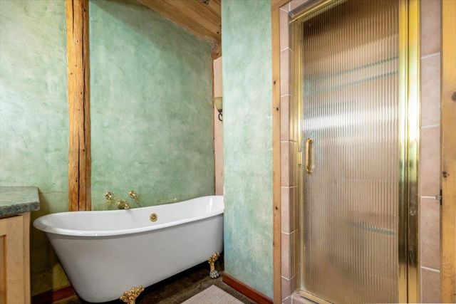 18085 Oak Tree Rd, Nevada City, CA 95959