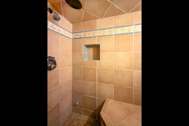 18085 Oak Tree Rd, Nevada City, CA 95959