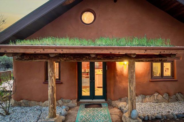 18085 Oak Tree Rd, Nevada City, CA 95959