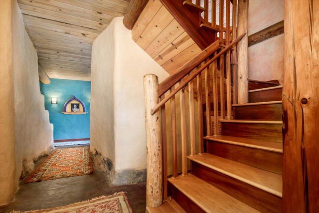 18085 Oak Tree Rd, Nevada City, CA 95959