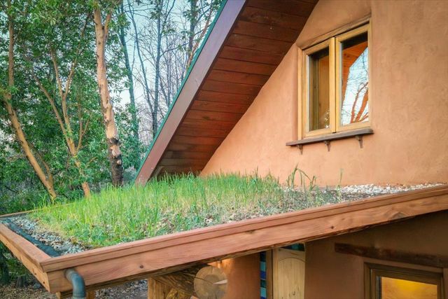 18085 Oak Tree Rd, Nevada City, CA 95959