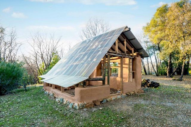 18085 Oak Tree Rd, Nevada City, CA 95959