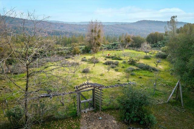 18085 Oak Tree Rd, Nevada City, CA 95959