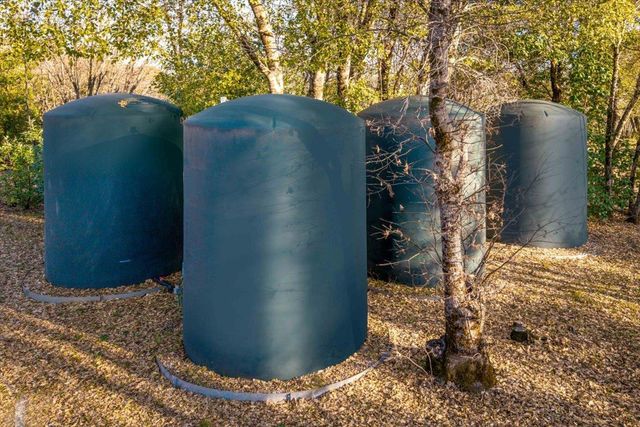 18085 Oak Tree Rd, Nevada City, CA 95959