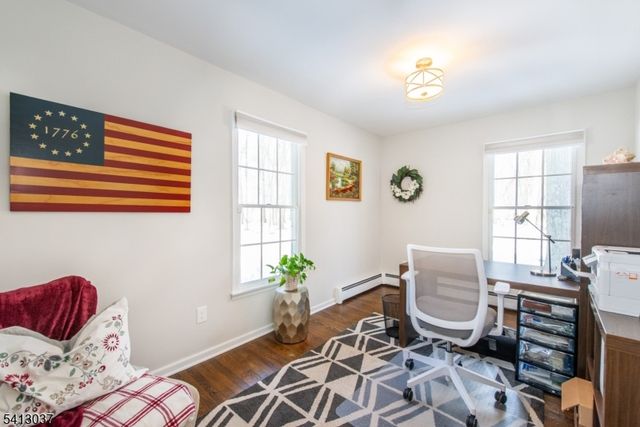 7 Chestnut St, Washington Twp., NJ 07853