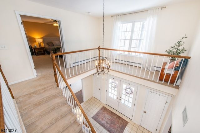 7 Chestnut St, Washington Twp., NJ 07853