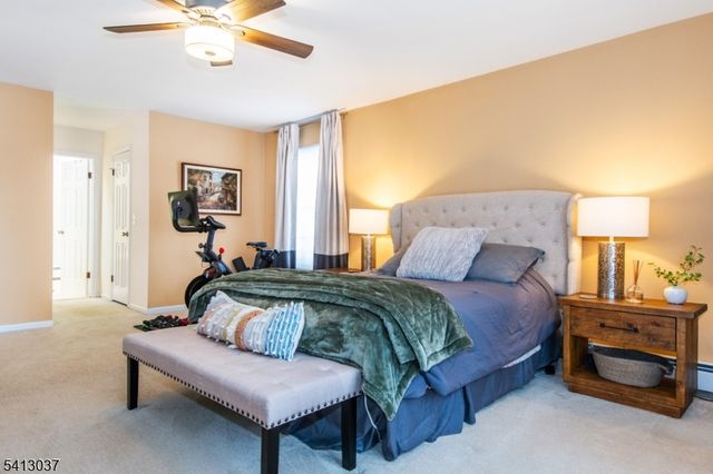 7 Chestnut St, Washington Twp., NJ 07853