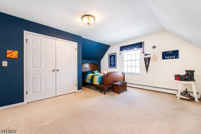 7 Chestnut St, Washington Twp., NJ 07853