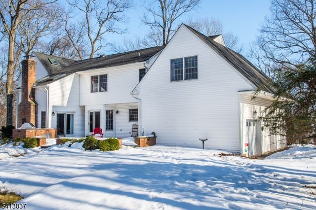 7 Chestnut St, Washington Twp., NJ 07853