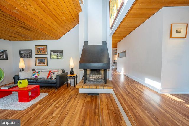 471 GYPSY LN, King Of Prussia, PA 19406