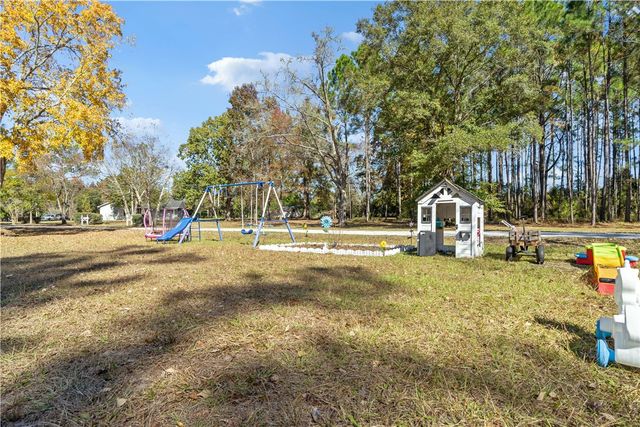610 Country Club Road, Folkston, GA 31537