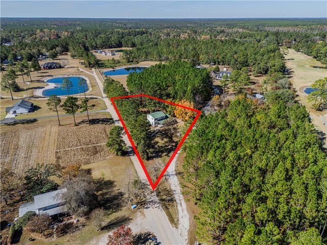 610 Country Club Road, Folkston, GA 31537