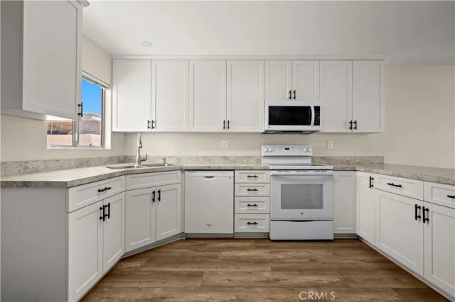 24430 Nicklaus, Valencia, CA 91355