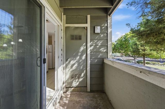 82 Castlebridge Drive, San Jose, CA 95116