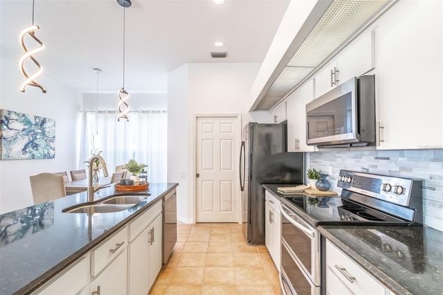 3000 HATTERAS POINT, Oviedo, FL 32765