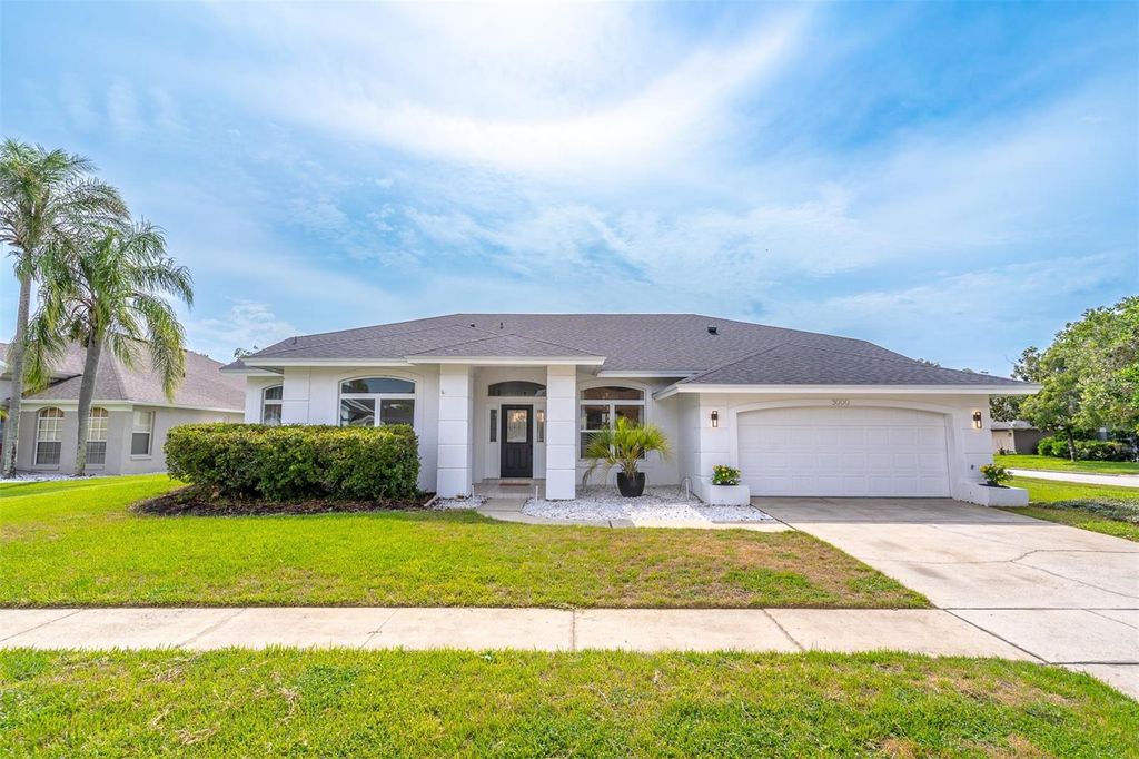 Image 1 of property listing at 3000 HATTERAS POINT, Oviedo, FL 32765