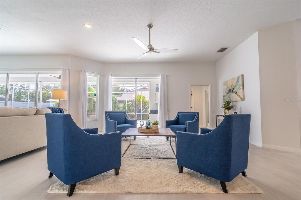Image 32 of property listing at 3000 HATTERAS POINT, Oviedo, FL 32765