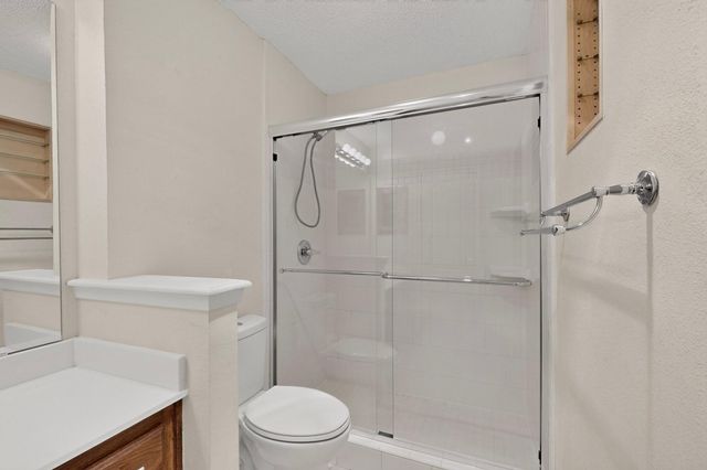 2009 Glencrest Lane, Garland, TX 75040